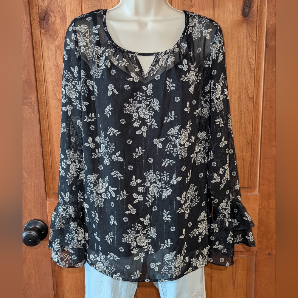 Apt 9 Floral Black and‎ Cream Women's Blouse